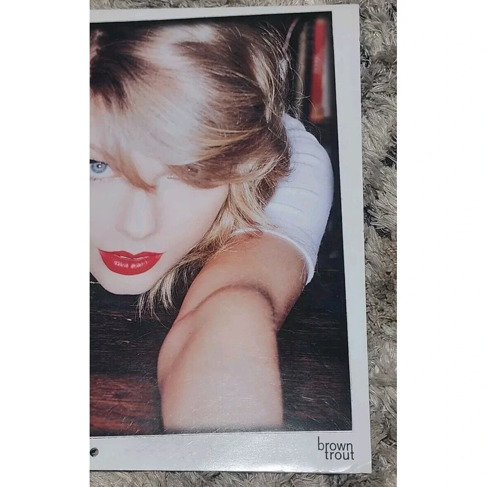 Official‎ Taylor Swift 2016 Calendar, 18 Month. New